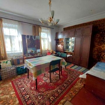 Продаётся дом в Ингульском р-не. 11-я Линия.