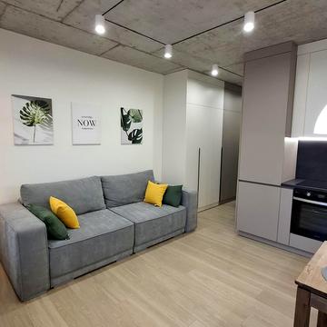 Євгена Коновальця вул., 37-А