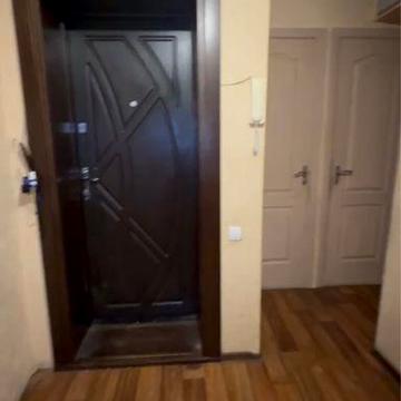 Продам трехкомн. квартиру Вышгород