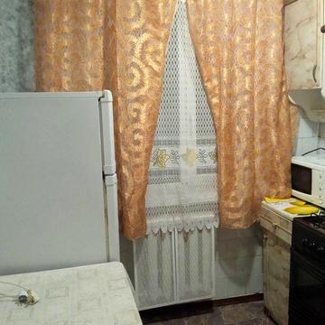 Здам 2х кімнатну квартиру в центрі