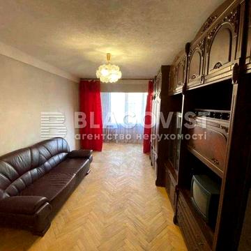 Продаж 2-к квартири вул. Шолом-Алейхема, 15б  М.Чернігівська