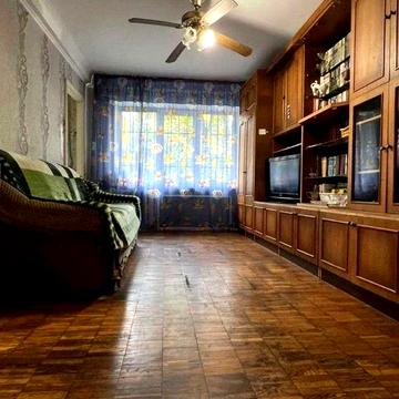 продаж 2 кімнатної квартири Воскресенка Ірини Бекешкіної, 8 Карбишева