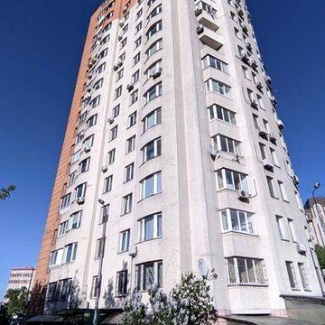 Видова квартира з ремонтом пр. В.Лобановського 126Г, метро Деміївська