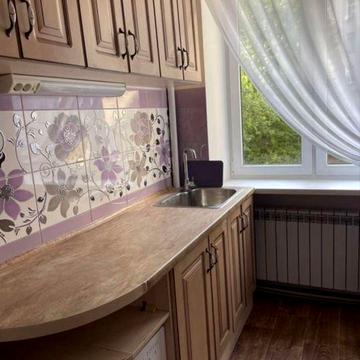 Реальная 2-ка Центр, Университет, Мироносицкая 99