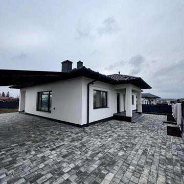 Новий будинок 155 м кв з ремонтом в закритому компоексі