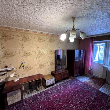 Кварира центр міста(вид на Дніпро, вул. Перемоги)