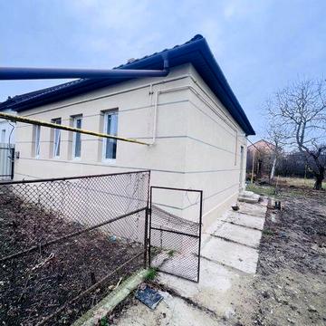 Продаж будинку з сучасним ремонтом в м.Берегове