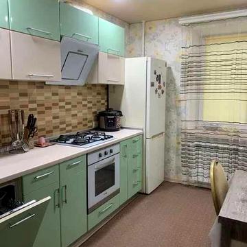 Продается 4-комнатная квартира с ремонтом и техникой на Алексеевке