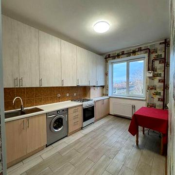 Продаж 2к Квартира Володимирська (Леніна) вулиця