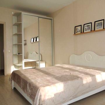 Срочно сдам квартиру в ЖК "Одесские Традиции"/Грушевского. Гардеробная