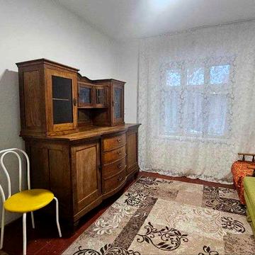 Оренда 1-кім.кв-ри в будинку з подвірям на вул. Зелена