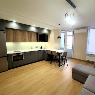 Дніпровська набережна вул., 18-А