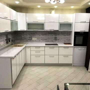 Оренда трикімнатна Буча Центр