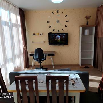 Середньофонтанська вул., 30а