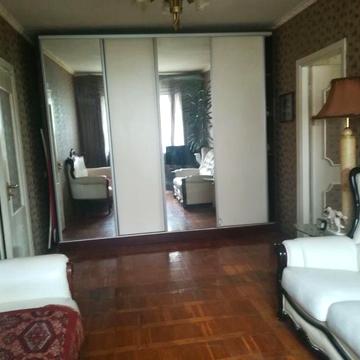 2 кімнатна квартира в центрі власник