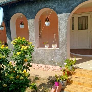 Продам дом с удобствами