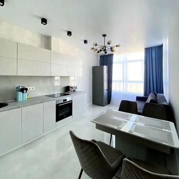 Італійський бульв., 1б