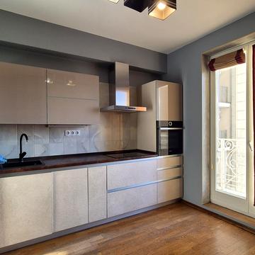 Леонтовича вул. (Бєлінського), 16