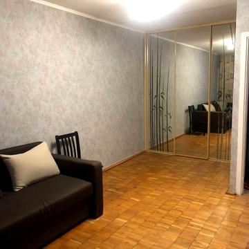 Монтажників, 1