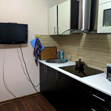 Донецьке шосе, 6