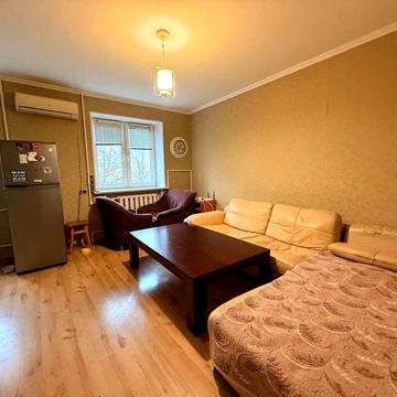 Продам перепланированную 3 комнатную на Парковой