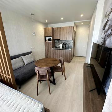 Олени Теліги вул., 25