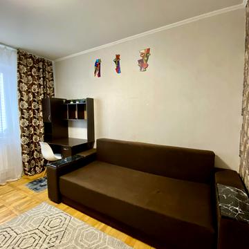 Поліська, 4а