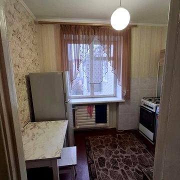 Вільна 2во кімнатна квартира Левка Лукьяненка