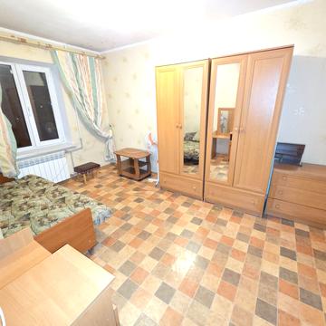 Симиренка вул., 18