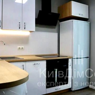 Вишняківська вул., 2