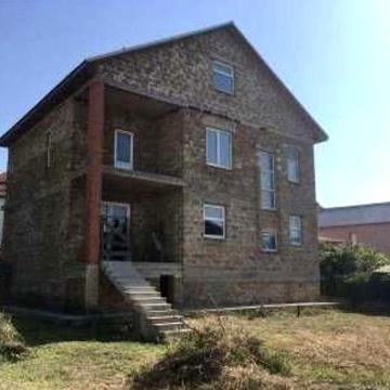 Дом (коробка) с ракушечника в Лесках