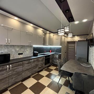 Луговська вул., 255