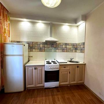 Бориса Гмирі вул., 12-Б