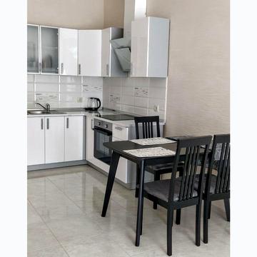 Італійський бульв., 1б