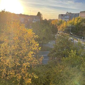 Сертифікат. Є відновлення. Міняю або продам квартиру 4 кімнатну на пер