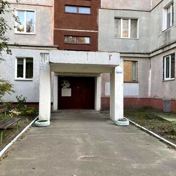 Сертифікат. Є відновлення. Міняю або продам квартиру 4 кімнатну на пер