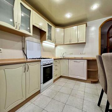 Срочно! Продам 2х комнатную квартиру на П.Калнышевского