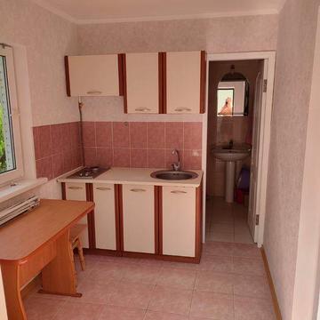 Здається  будинок