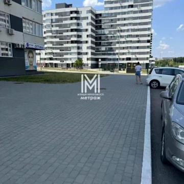 Героїв Харкова просп. (Московський), 156