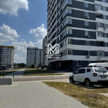 Героїв Харкова просп. (Московський), 156