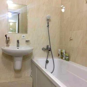 Оренда 1-кімнатної квартири, Харківське шосе біля метро