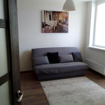 Академіка Заболотного вул., 15-Б