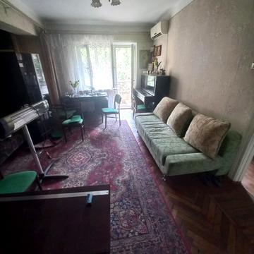 Ніжинська вул., 73