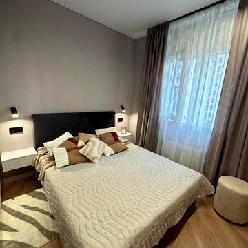 Краснова вул., 3