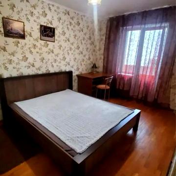 Рональда Рейгана вул., 38