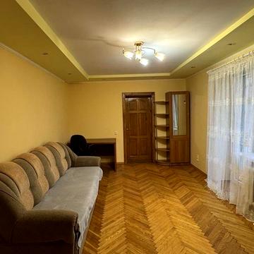 3 квартира Личаківський район, погулянка, ближній центр