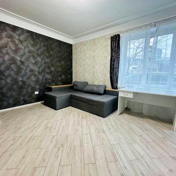 Оренда квартири із власною зарядкою для електроавтомобіля!