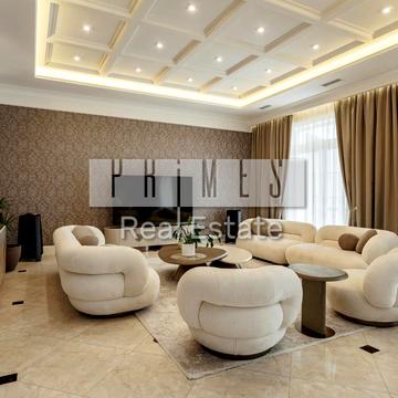 Молодіжна вул.