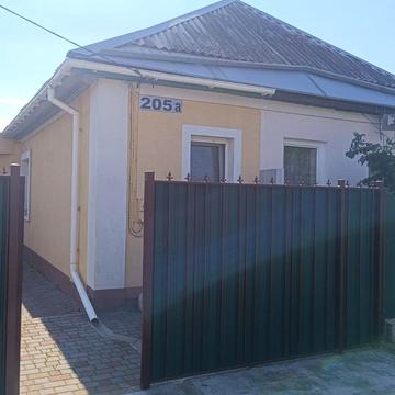 Надпільна вул.