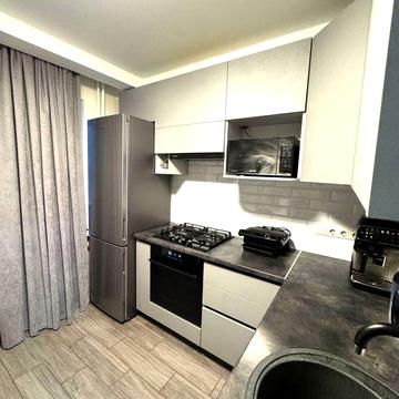 Продам однокімнатну квартиру з ремонтом вул. Харківська